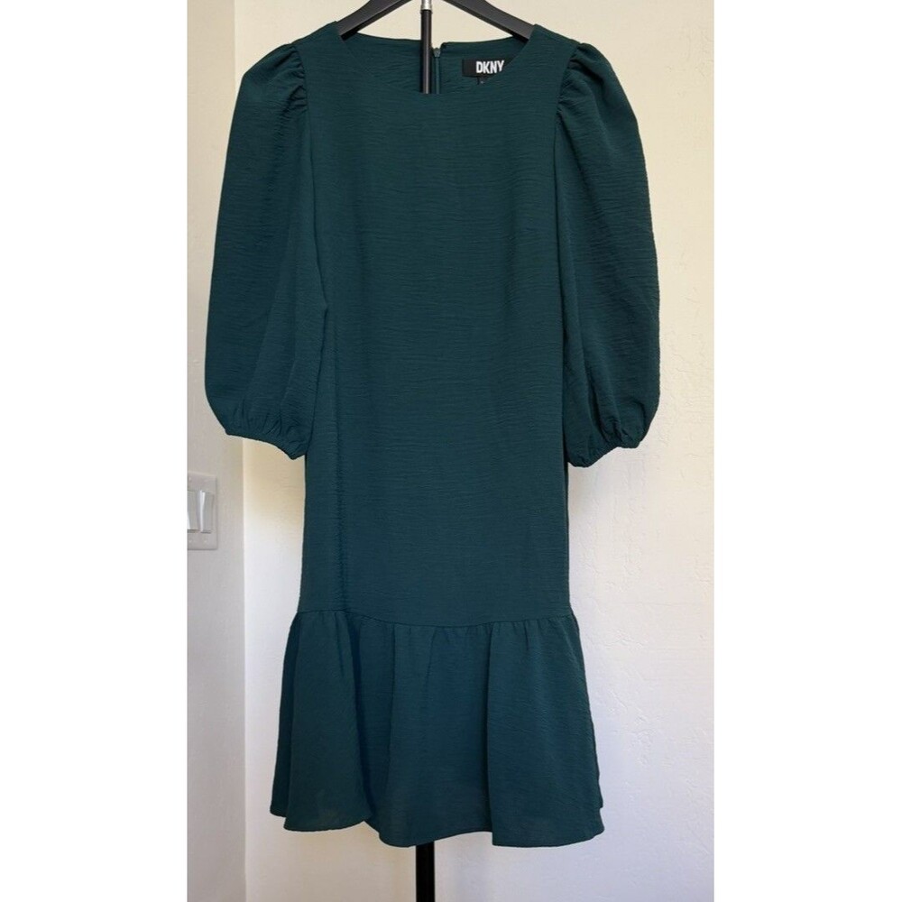 DKNY Green Shift Dress 2 Puff 3/4 Sleeve Ruffle Hem Above Knee Zip Solid Crinkle